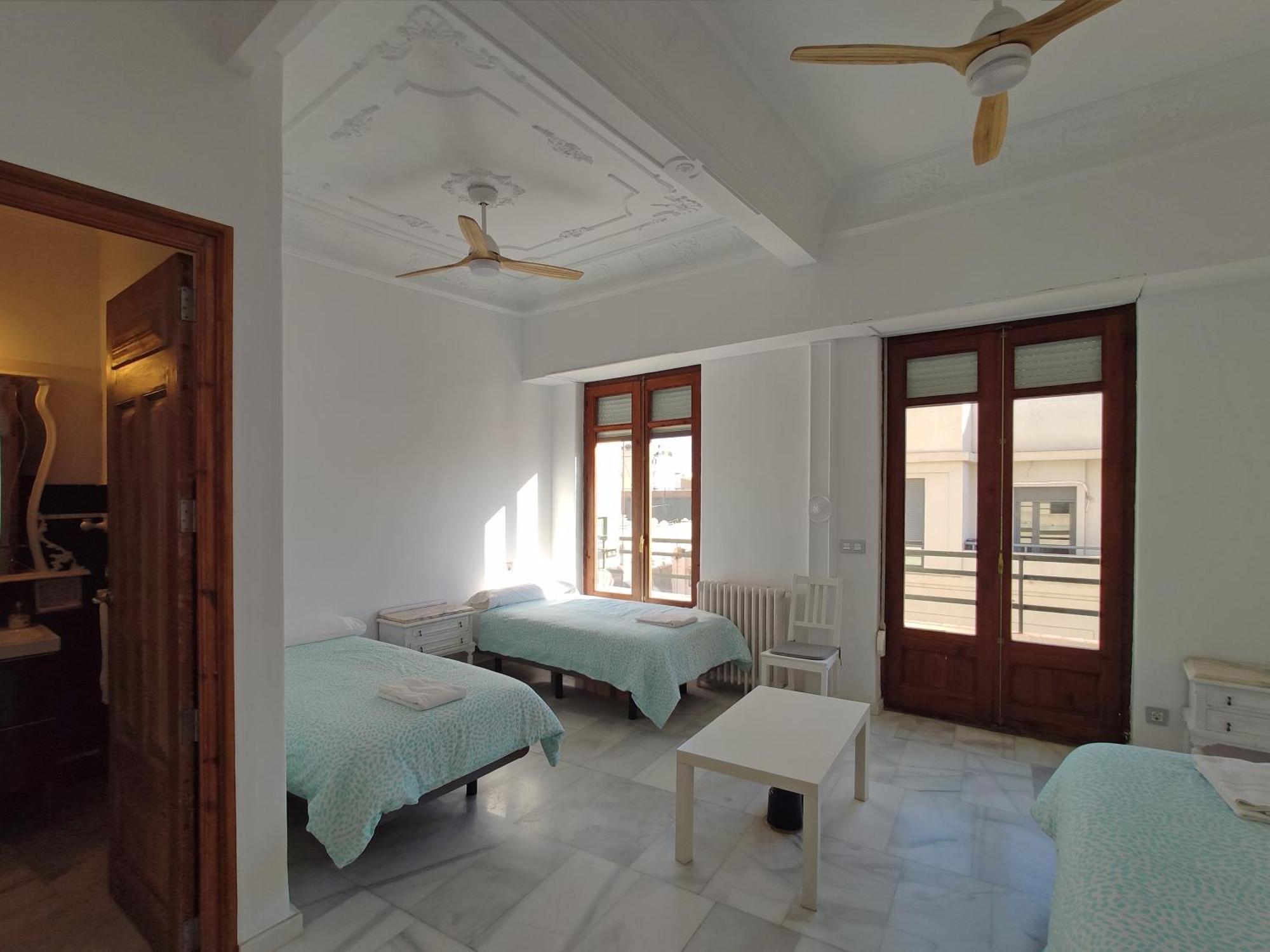 Entre La Estacion Y El Ayuntamiento Apartman Valencia Kültér fotó